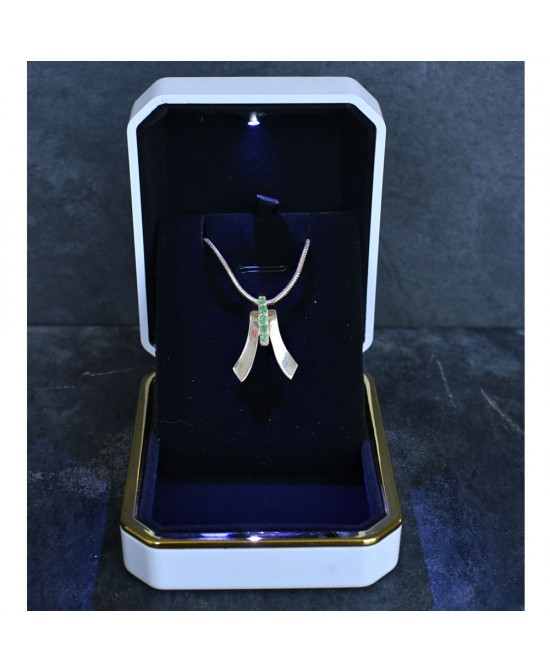 FANY Women 0.39 ct 925 Sterling Five Star Emerald Silver Gemstone Necklace Pendant May Birthstone