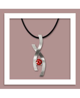 FANY Infinity Garnet January Gemstone .925 Silver Pendant 